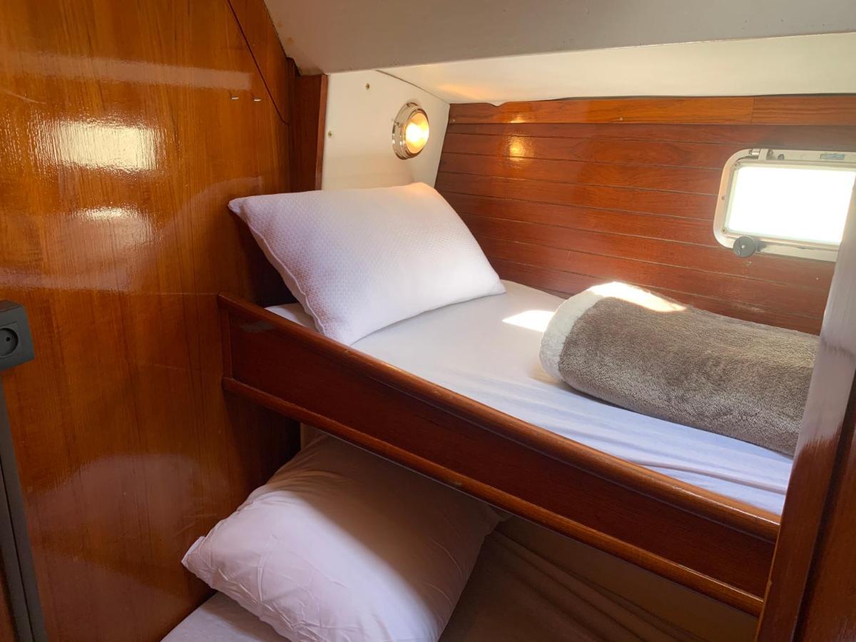 Hotel Nuit Sur Un Bateau La Rochelle  Exterior foto