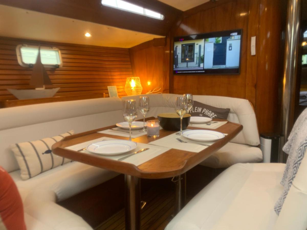 Hotel Nuit Sur Un Bateau La Rochelle  Exterior foto
